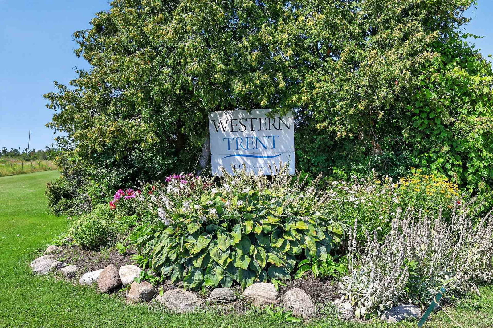 6 Golf Crt, Kawartha Lakes, view 44