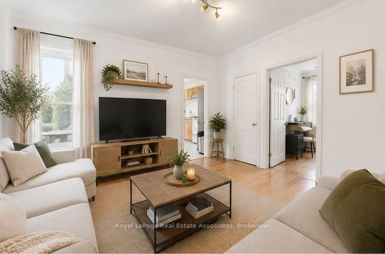 12 Nelson Street • Hamilton, ON photo 10