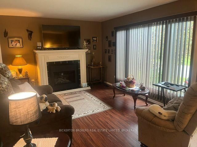355 Oak Street • Gananoque, ON photo 10