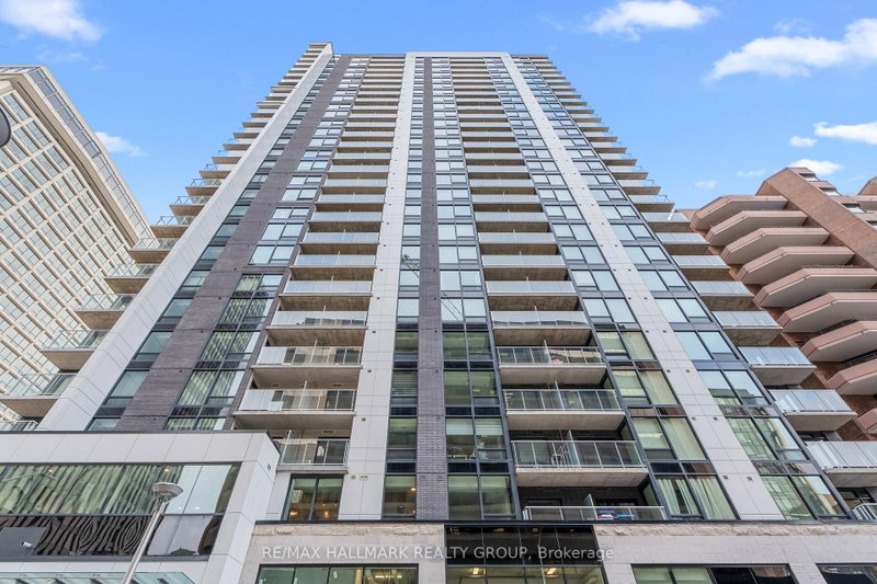 1403 - 340 QUEEN Street