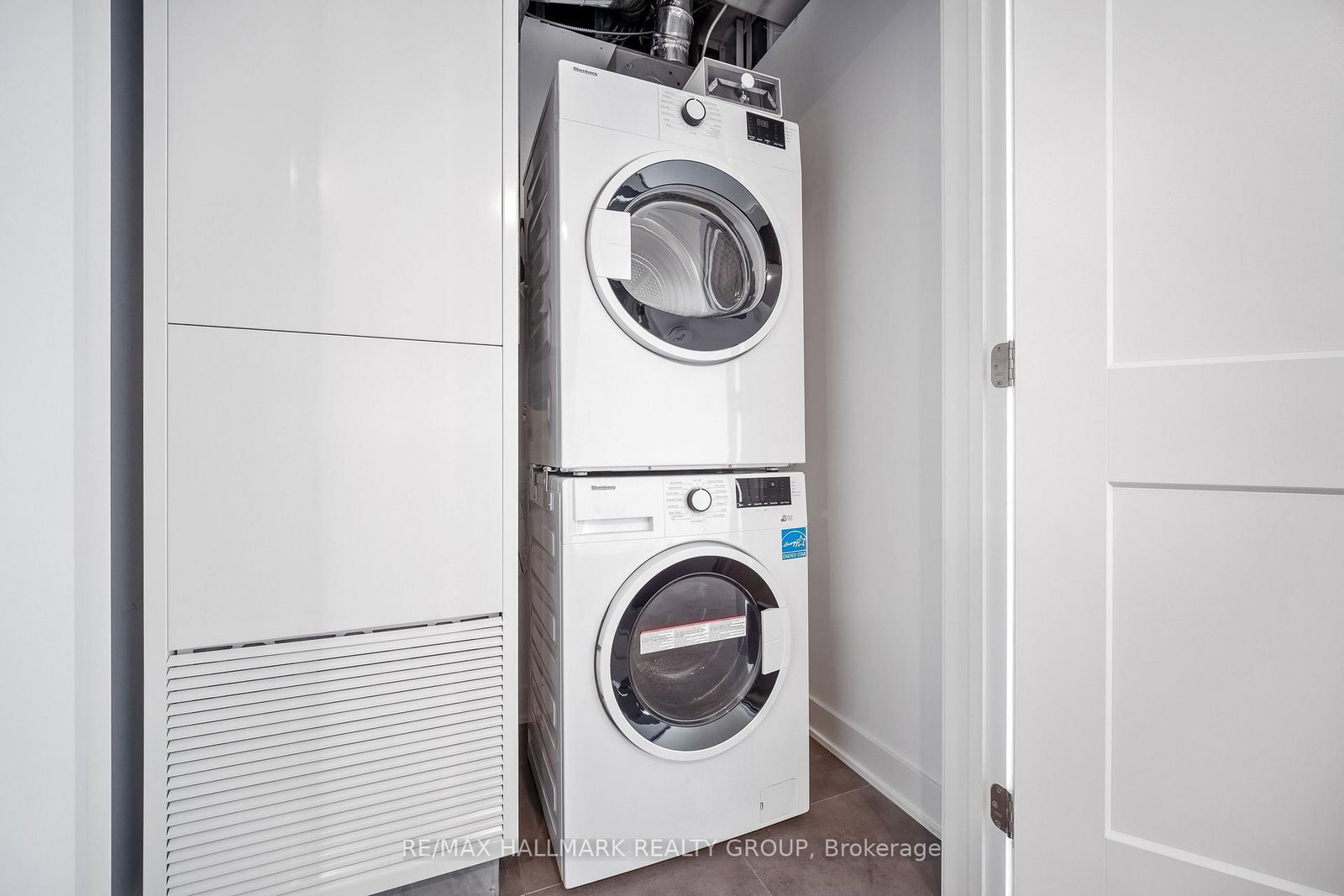 340 QUEEN Street • #1403 • Ottawa, ON photo 23