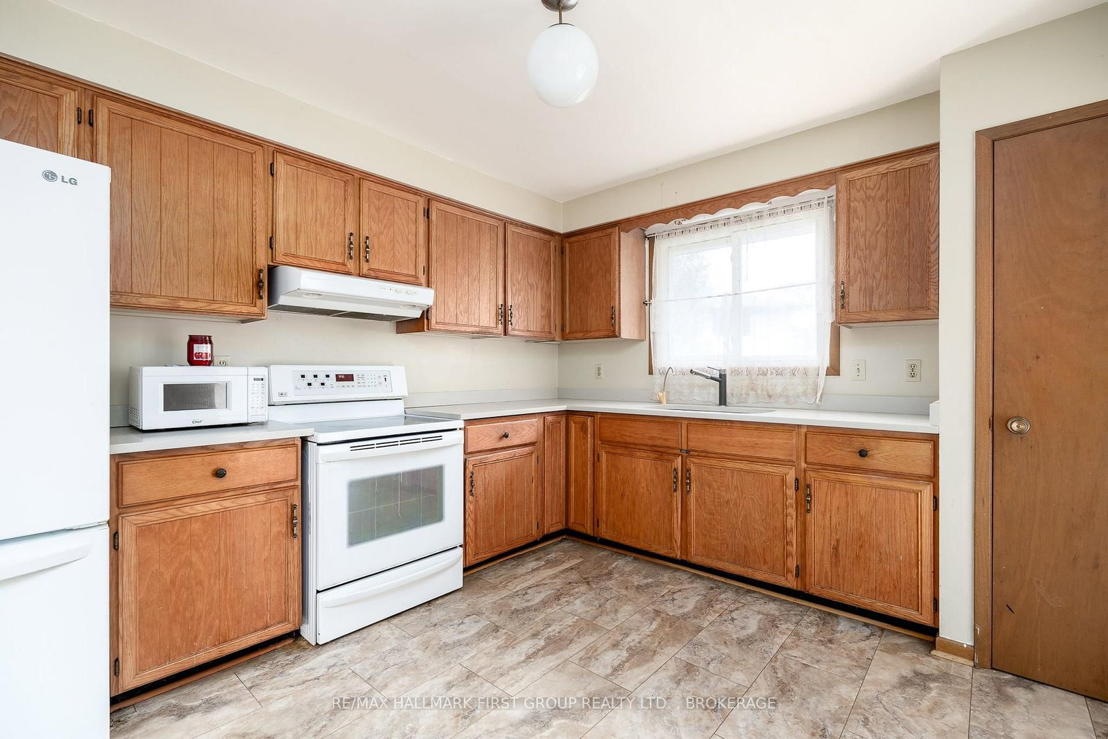 101 Cascade Boulevard • Belleville, ON photo 13