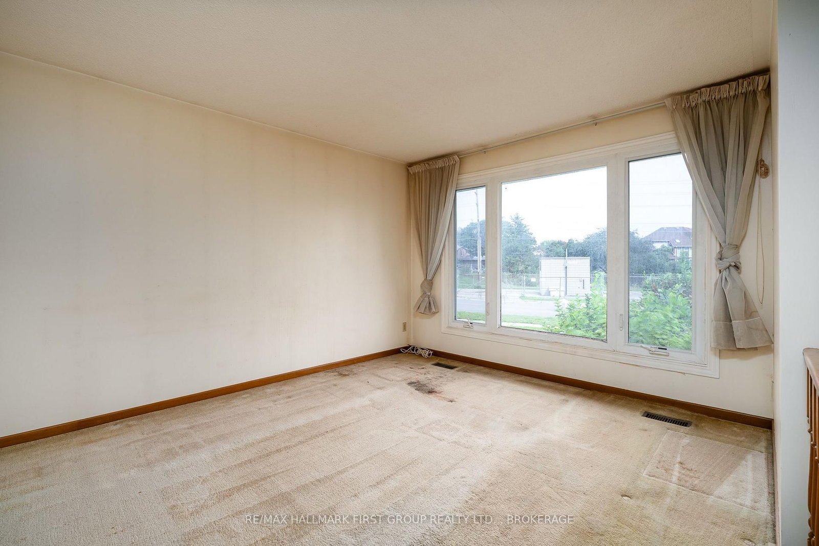 101 Cascade Boulevard • Belleville, ON photo 8