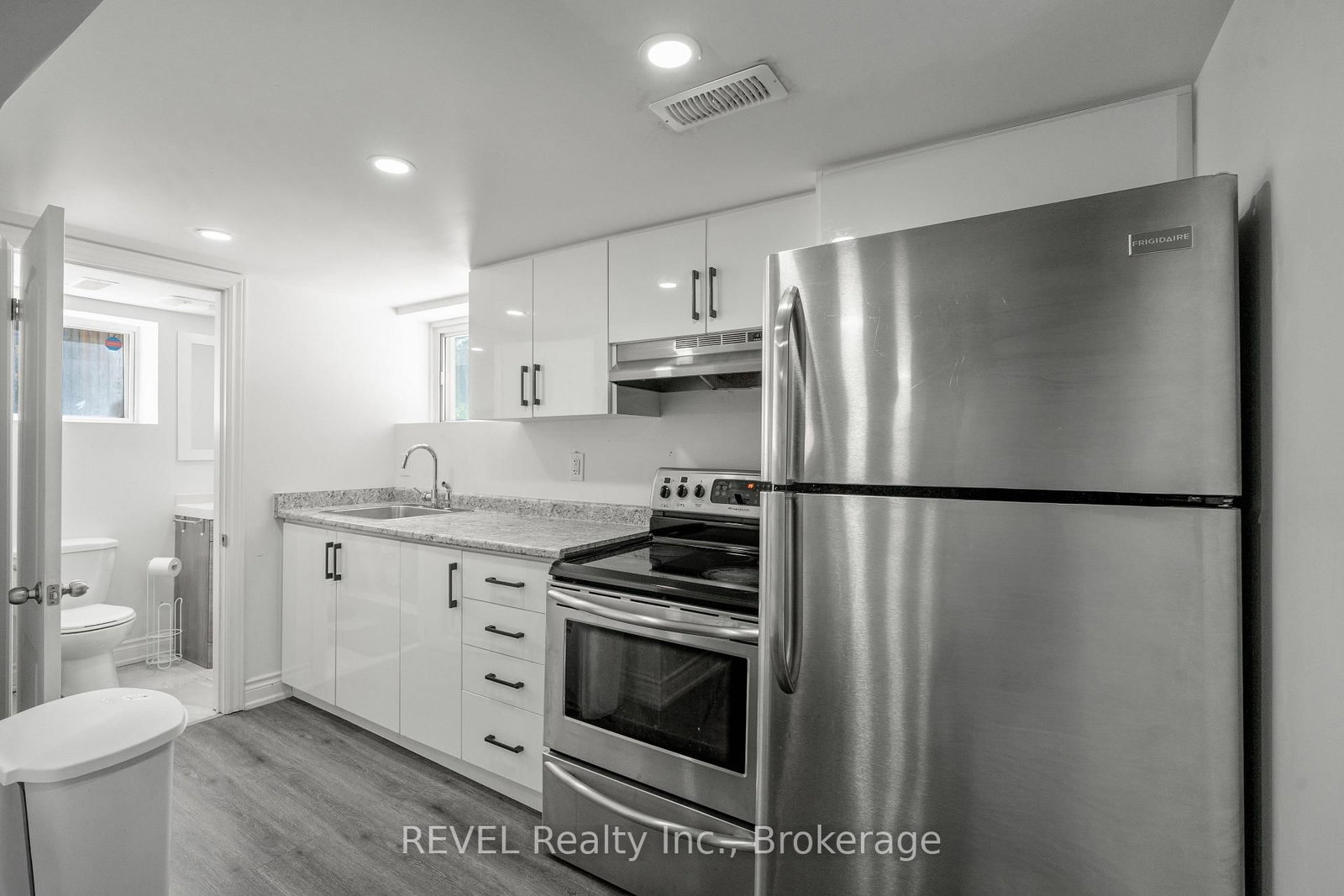 4830 Fourth Avenue • Niagara Falls, ON photo 23