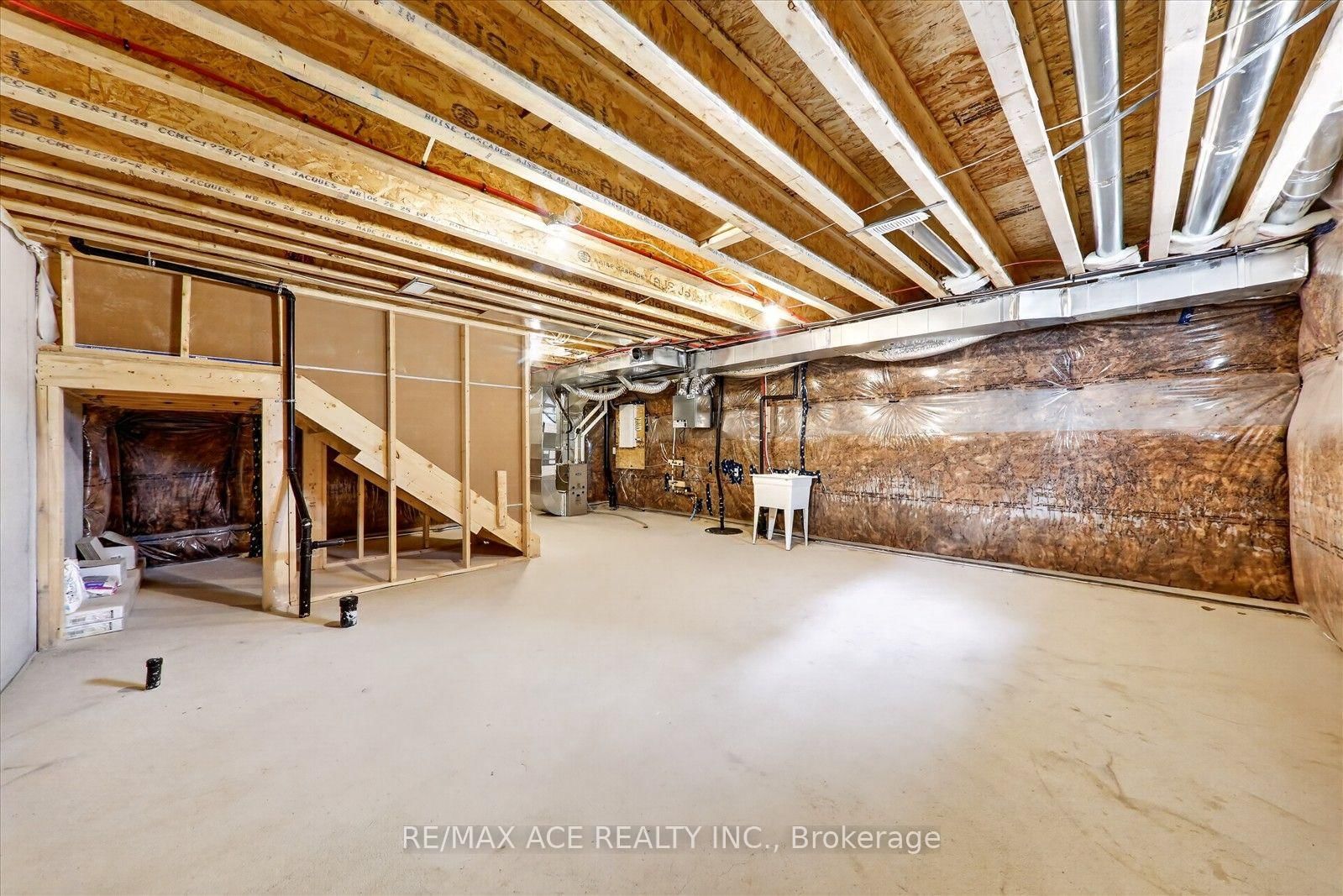 45 International Drive • Haldimand, ON photo 37
