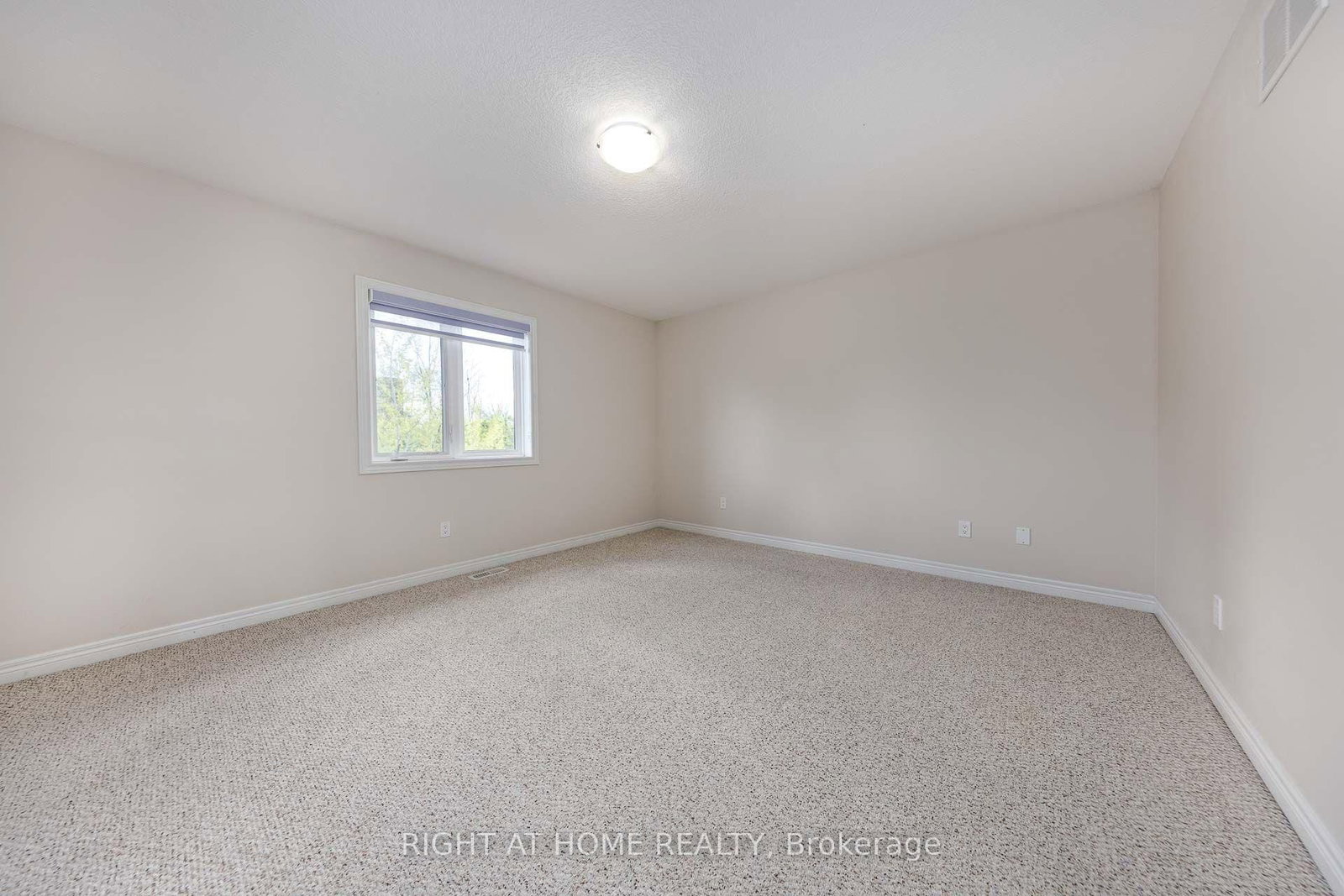 71 Southshore Crescent • Hamilton, ON photo 20