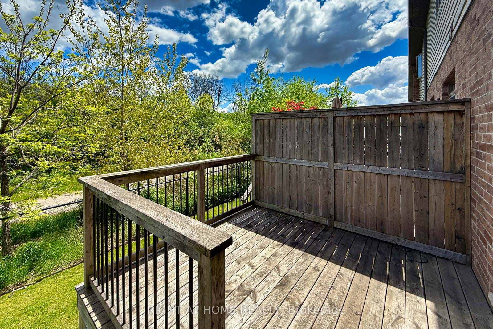 71 Southshore Crescent • Hamilton, ON photo 37