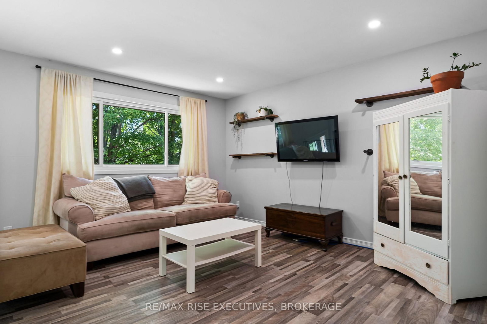 3326 Van Order Road • Mcdonalds Corners, ON photo 6
