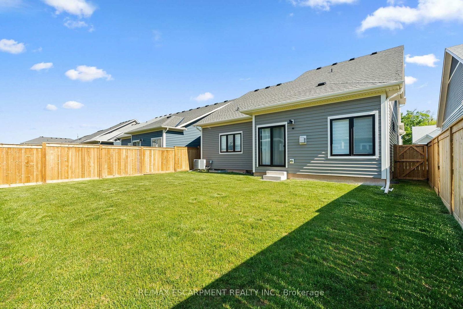 26 BEACHWALK Crescent • Fort Erie, ON photo 44