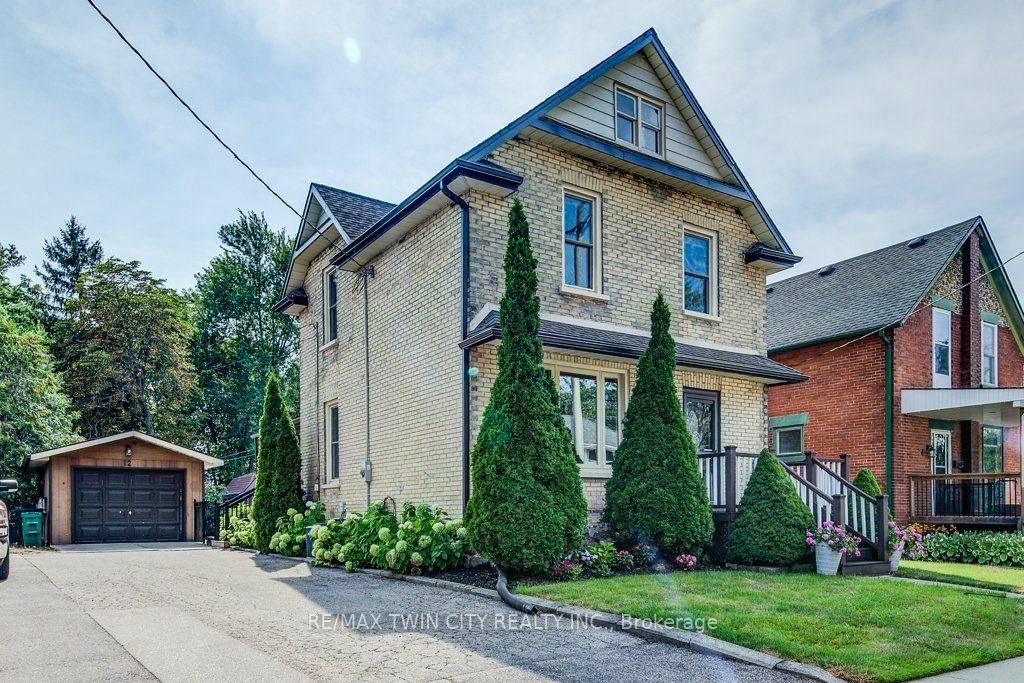 12 Queen Mary Street • Wilmot, ON photo 1