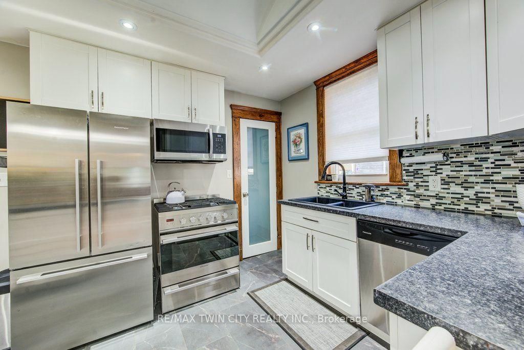 12 Queen Mary Street • Wilmot, ON photo 18