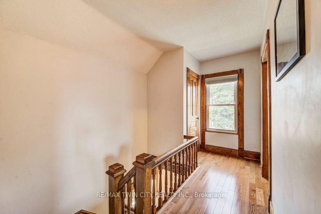 12 Queen Mary Street • Wilmot, ON photo 23
