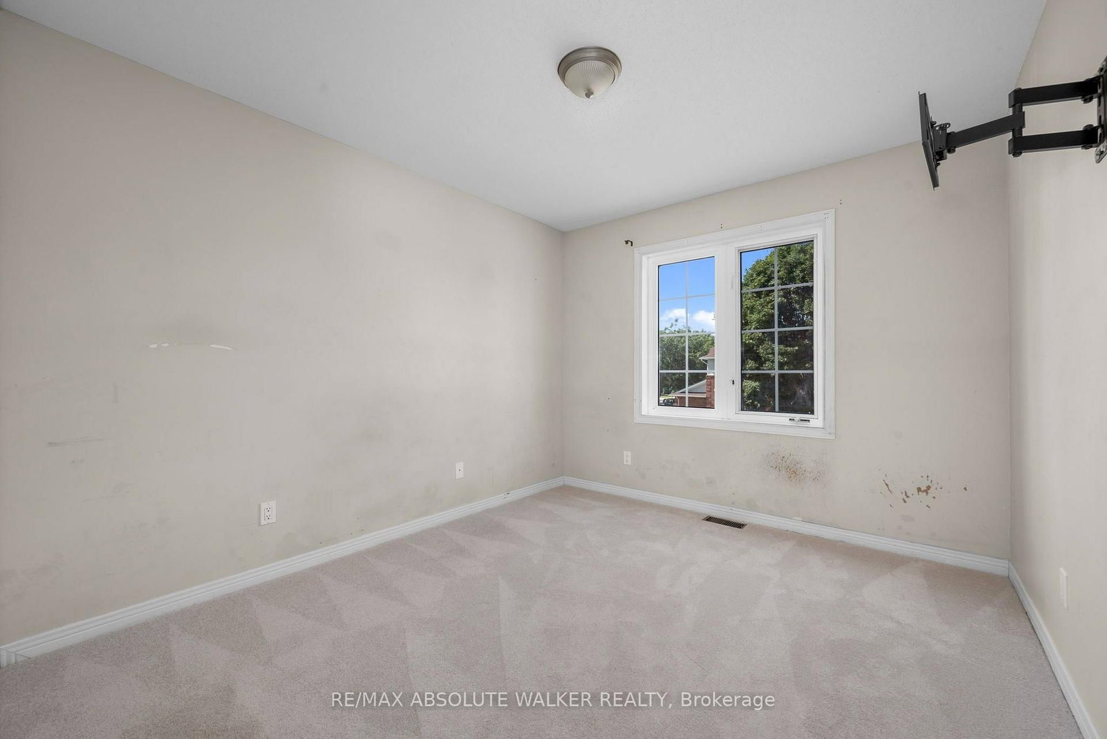 664 Wild Shore Crescent • Ottawa, ON photo 24
