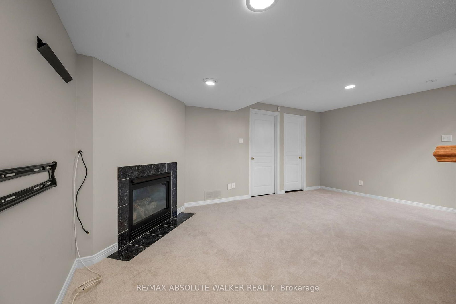 664 Wild Shore Crescent • Ottawa, ON photo 28