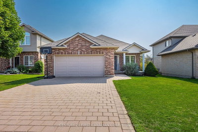 131 Deborah Drive • Strathroy-Caradoc, ON photo 4