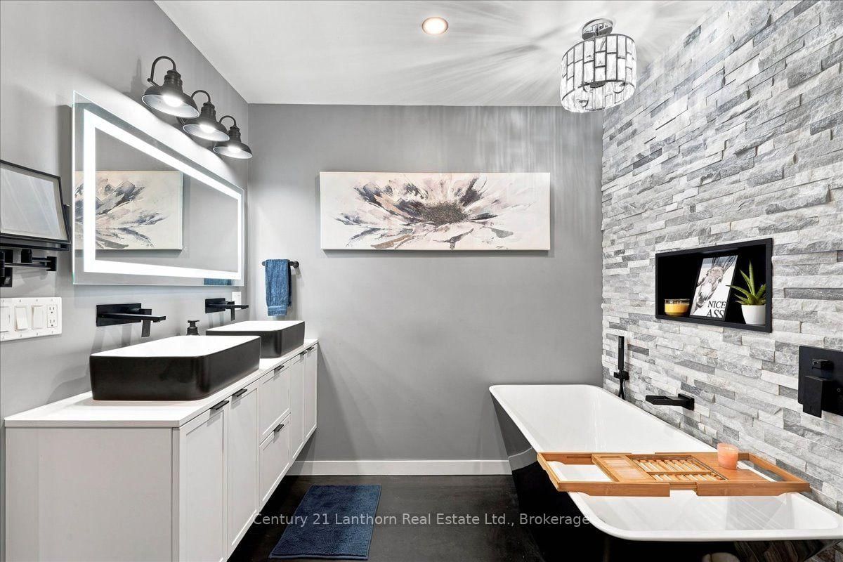 393 Wood Road • Madoc, ON photo 22