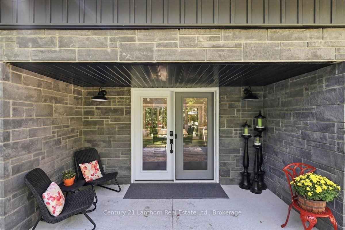 393 Wood Road • Madoc, ON photo 6