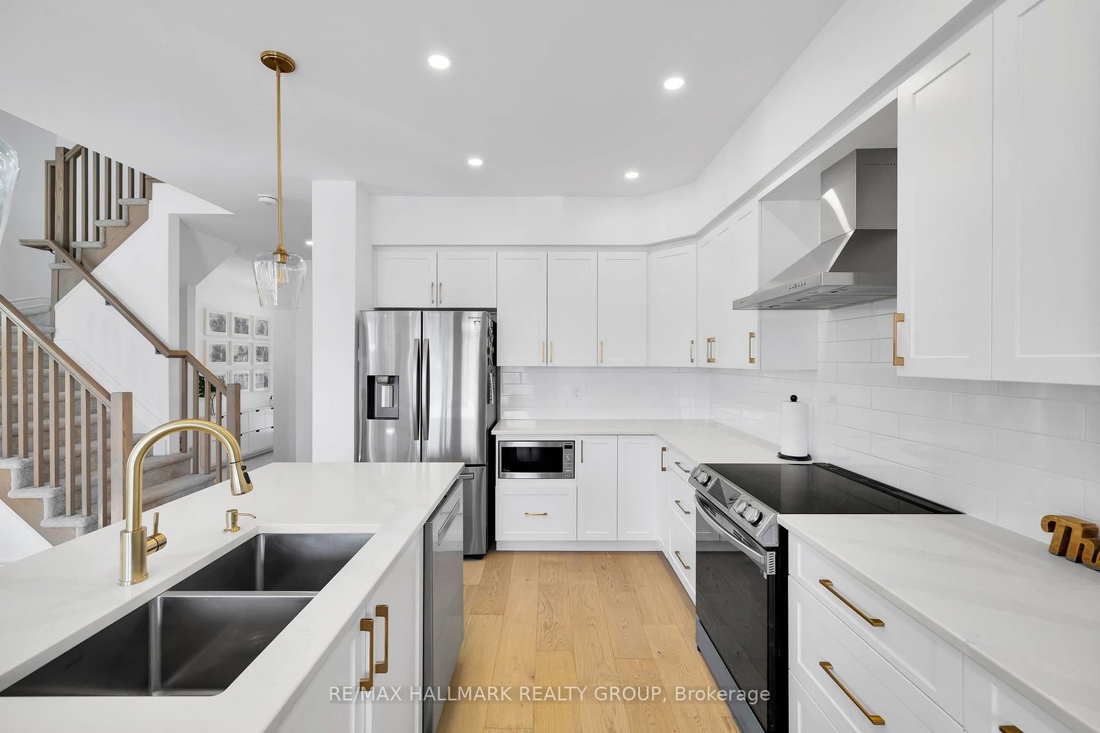 112 Crevasse Road • Ottawa, ON photo 21