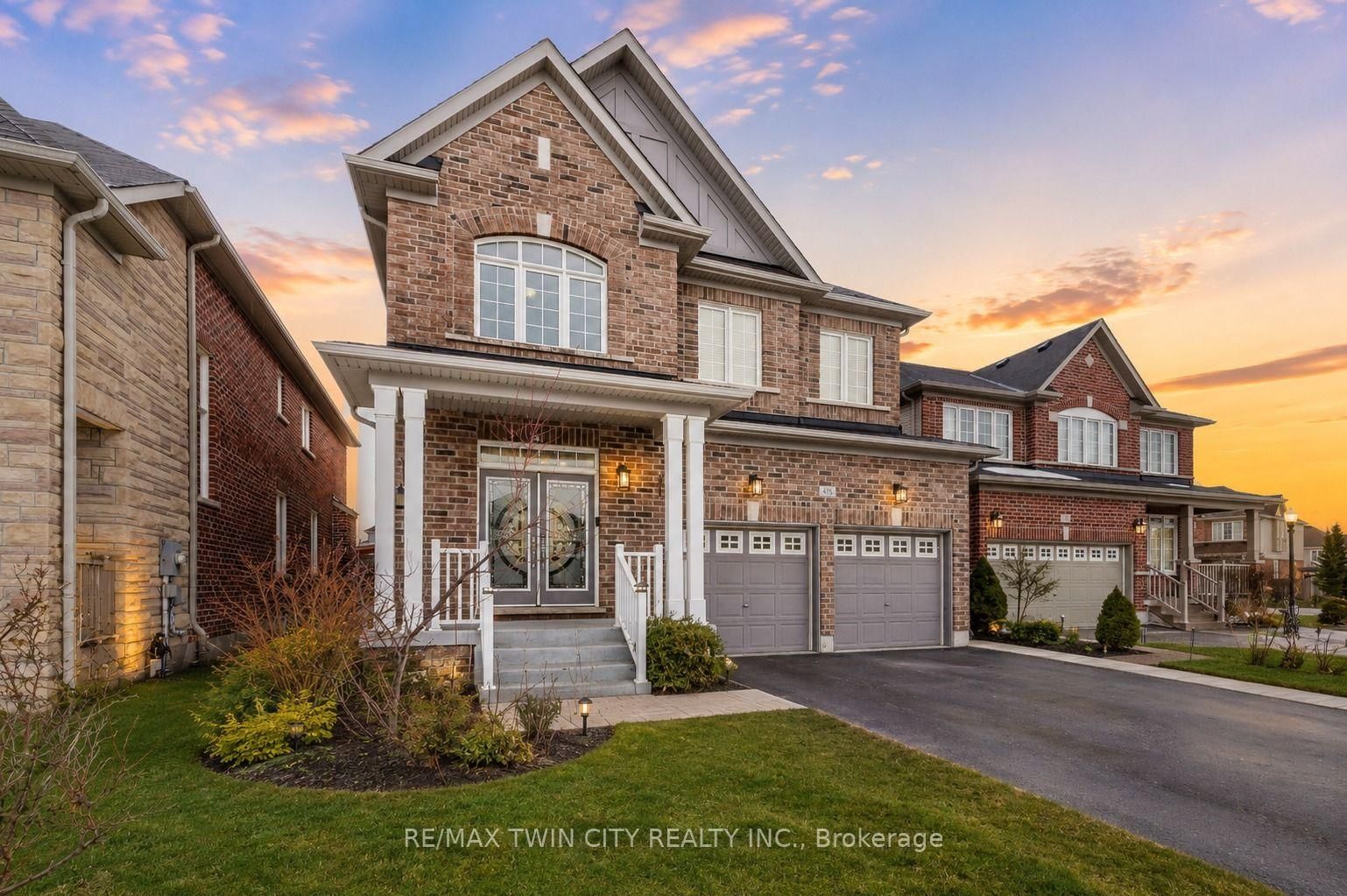 498 Thomas Slee Drive • Kitchener, ON photo 2
