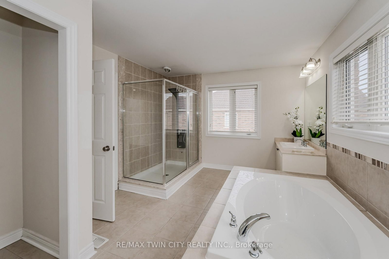 498 Thomas Slee Drive • Kitchener, ON photo 36