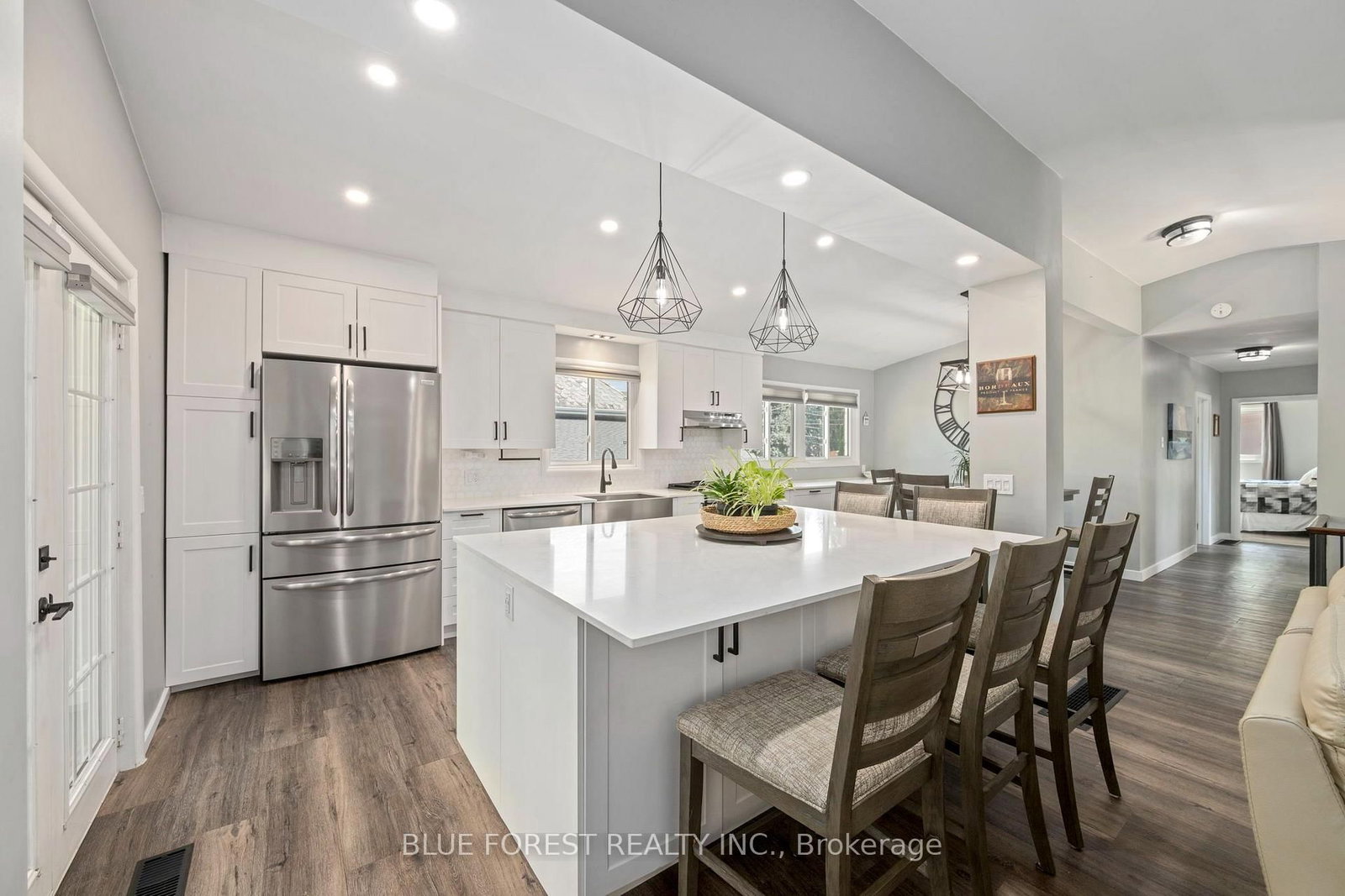 273 Saulsbury Street • Strathroy-Caradoc, ON photo 10