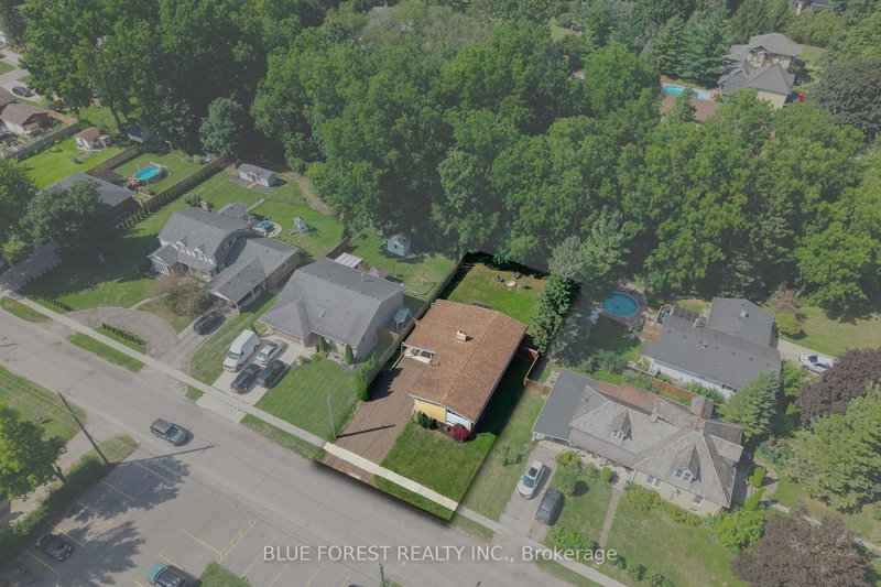 273 Saulsbury Street