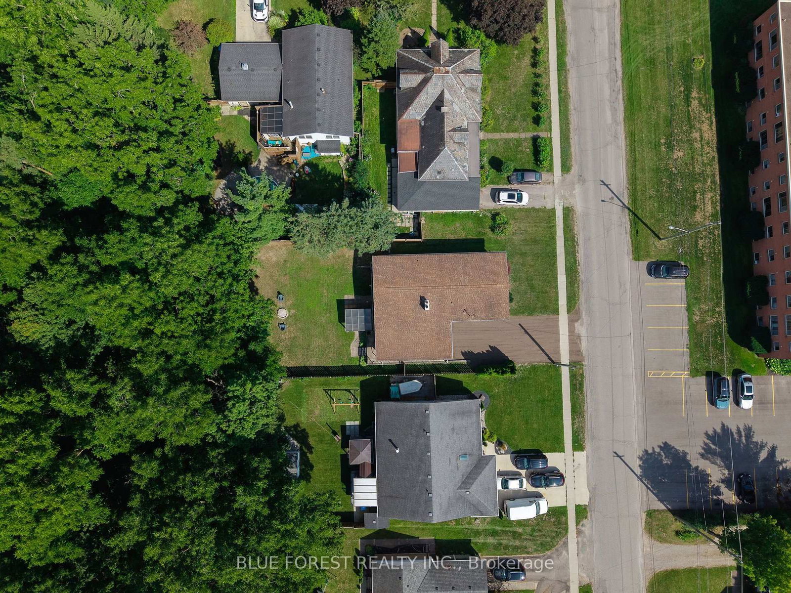273 Saulsbury Street • Strathroy-Caradoc, ON photo 36