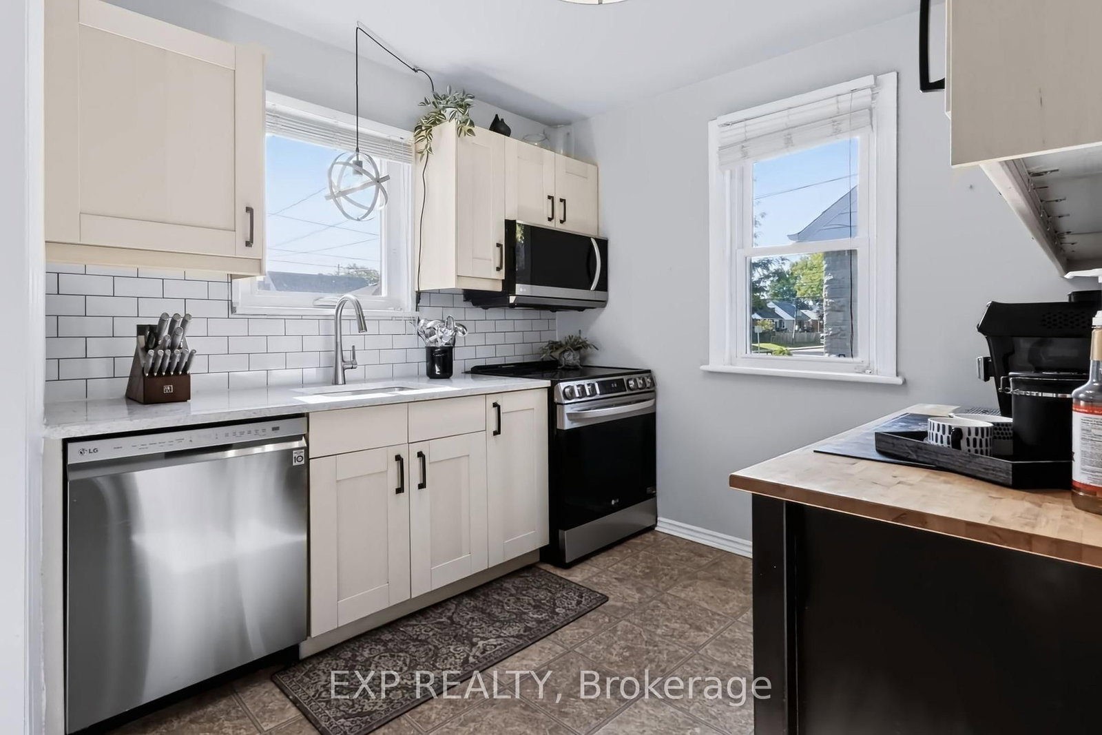 164 Charlotte Street • Hamilton, ON photo 6