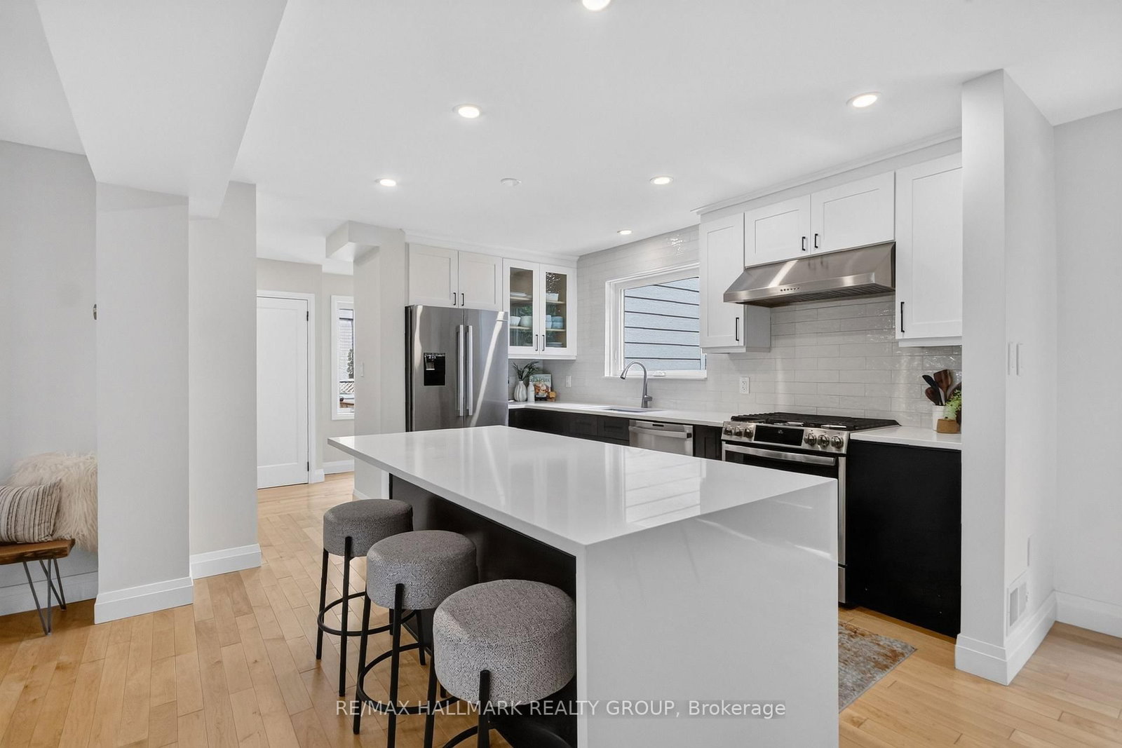 1677 Abbey Road • Ottawa, ON photo 21
