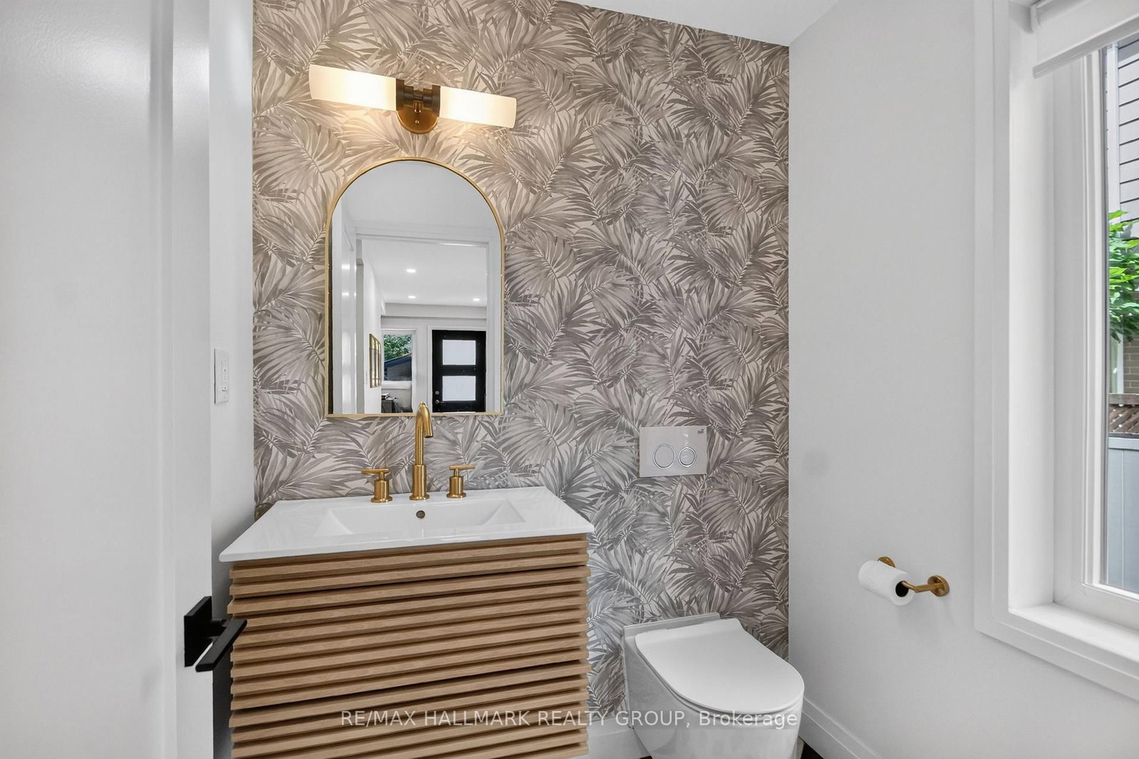 1677 Abbey Road • Ottawa, ON photo 28