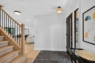 1677 Abbey Road • Ottawa, ON photo 9