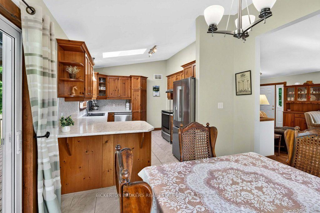 342 Lyndhurst Road • Leeds and the Thousand Islands, ON photo 25