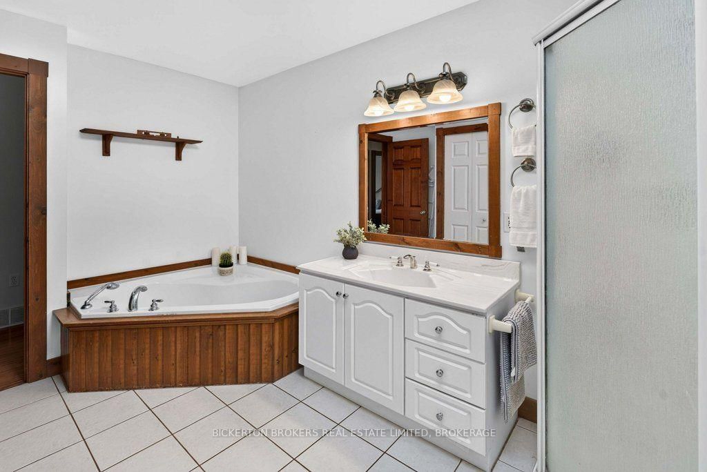 342 Lyndhurst Road • Leeds and the Thousand Islands, ON photo 31