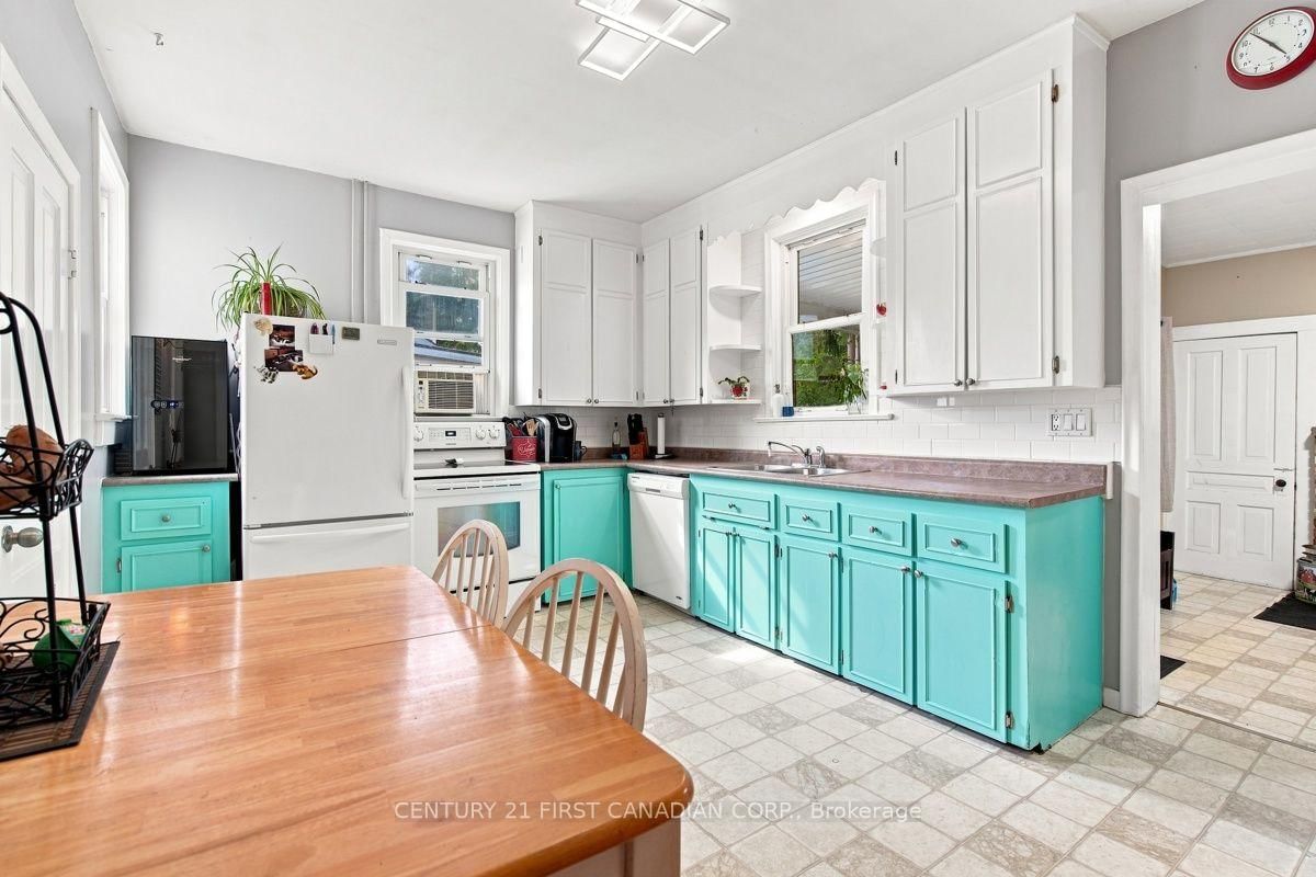 168 Graham Road • West Elgin, ON photo 16