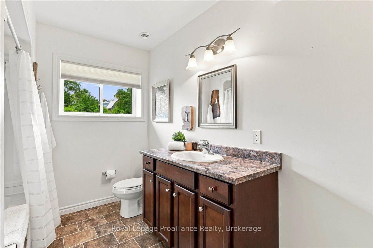 254 Airport Road • Stirling, ON photo 22