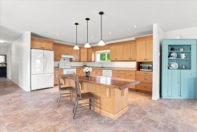 254 Airport Road • Stirling, ON photo 9