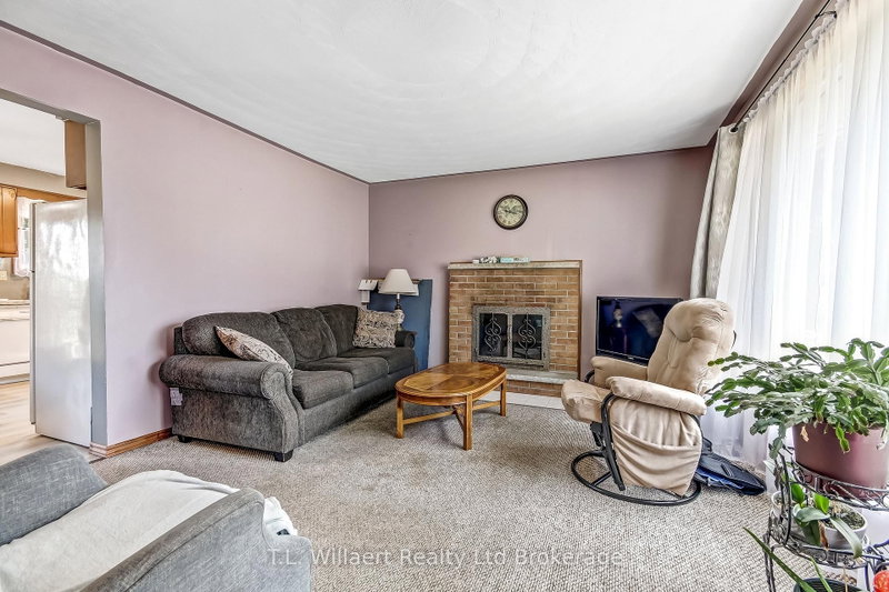 12 Alba Avenue