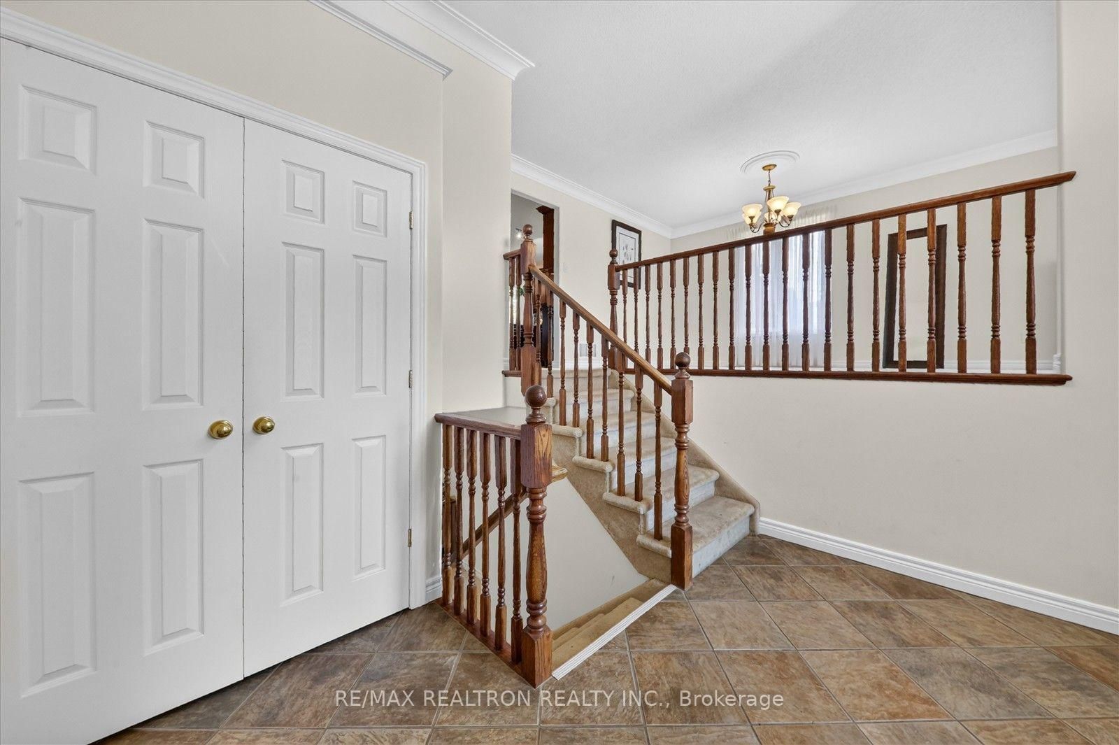 295 Woodward Avenue • Selwyn, ON photo 21