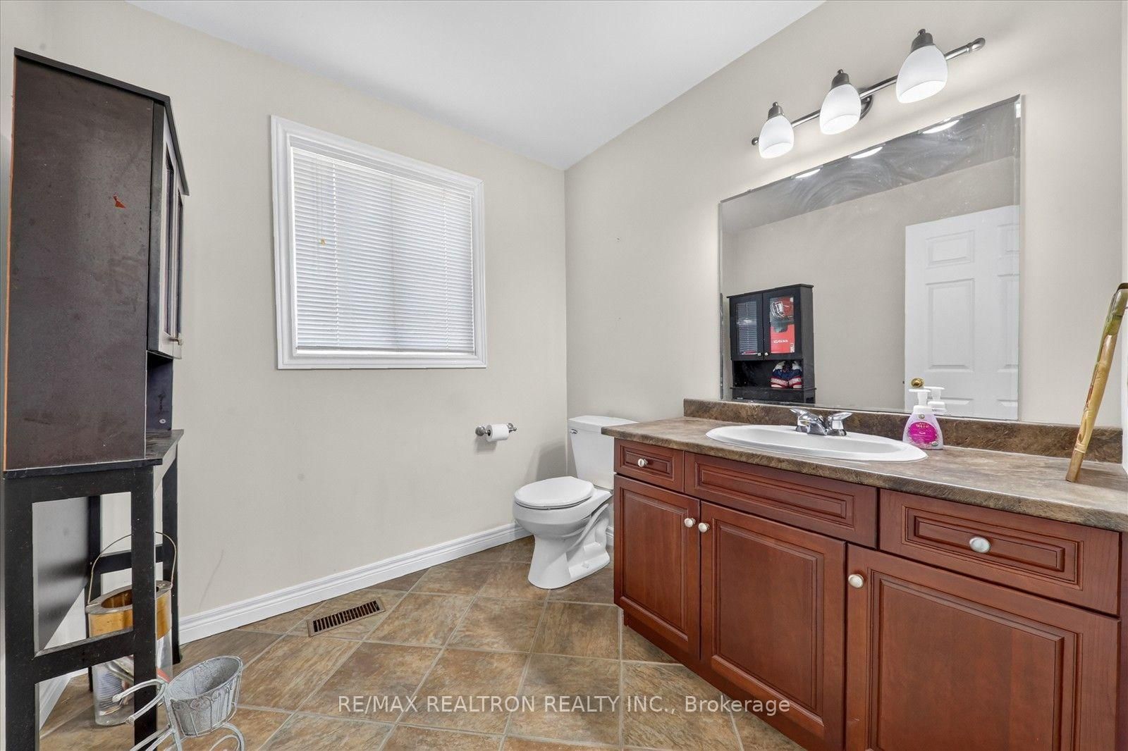 295 Woodward Avenue • Selwyn, ON photo 22