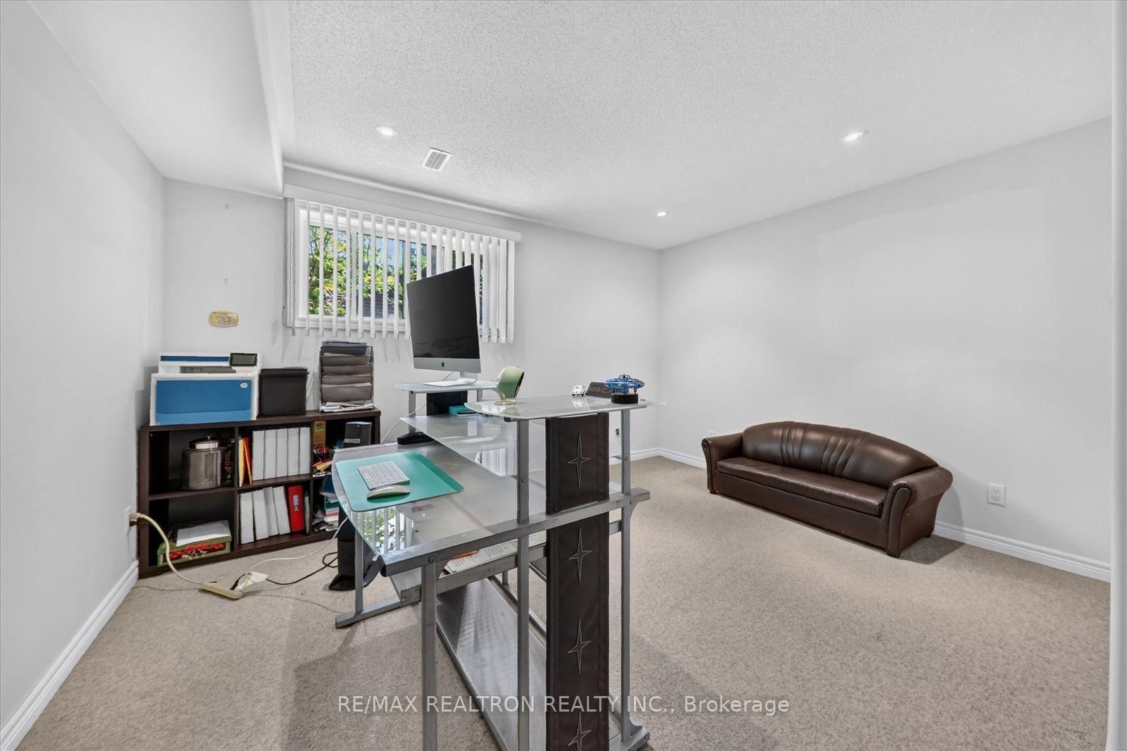 295 Woodward Avenue • Selwyn, ON photo 9