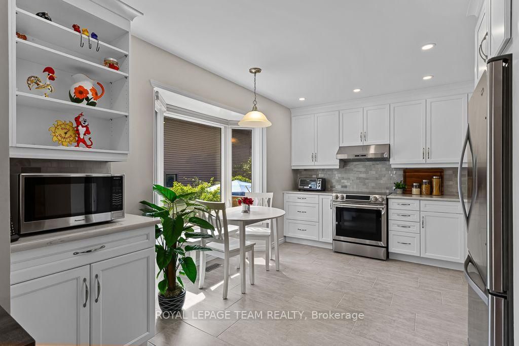 2756 Massicotte Lane • Kars, ON photo 9