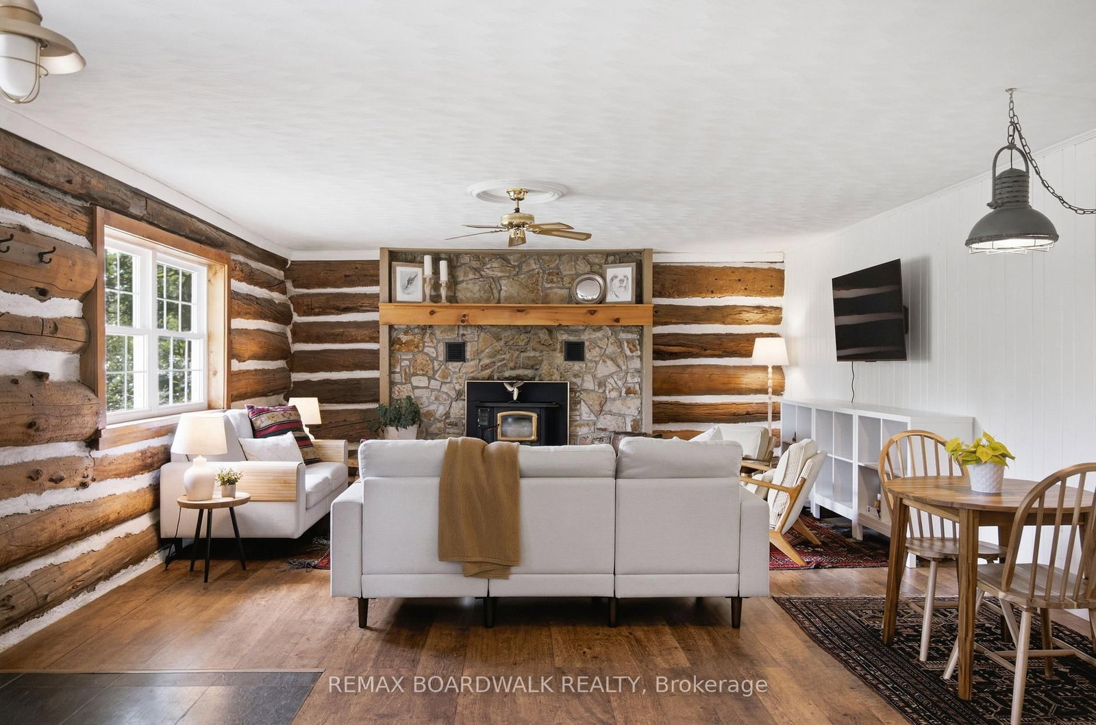 394 Kenyon Road • Perth, ON photo 9