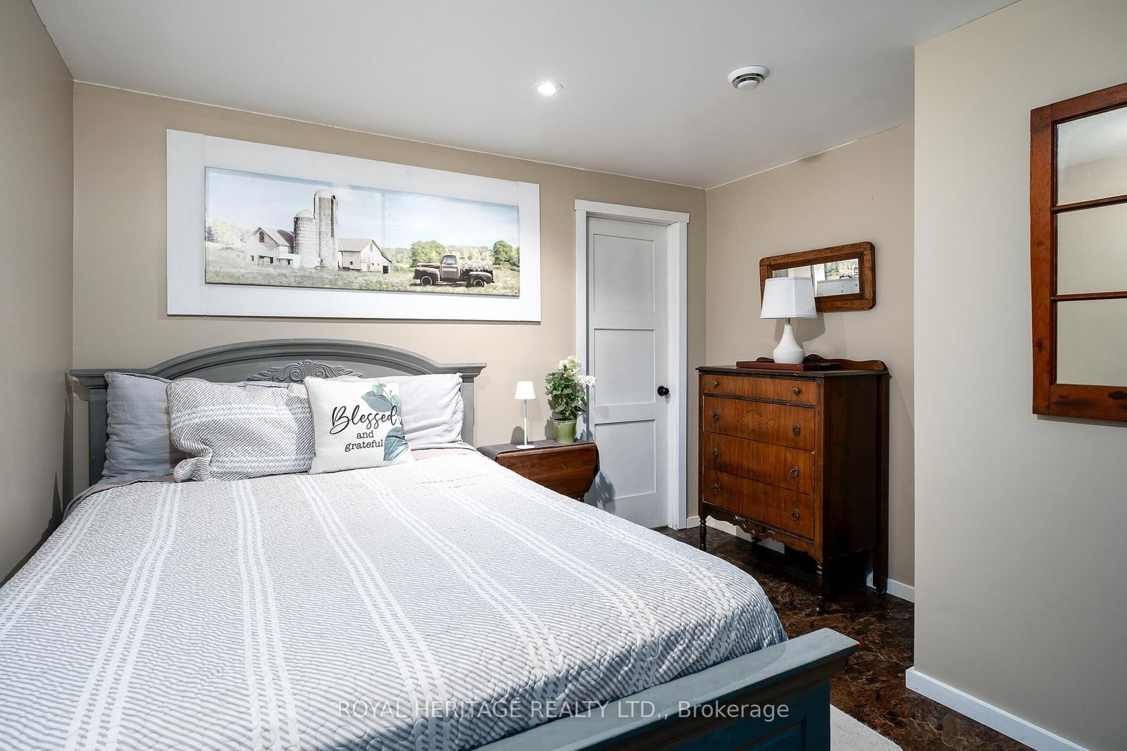 8096 County Road 2 Road • Napanee, ON photo 39