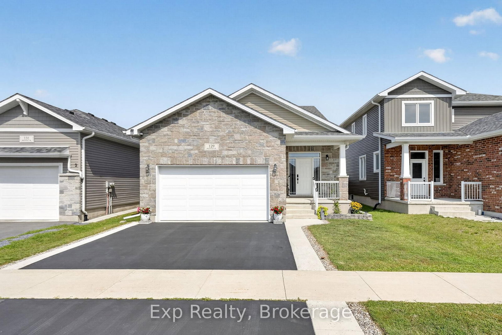 129 Brennan Crescent • Bissett Creek, ON photo 1