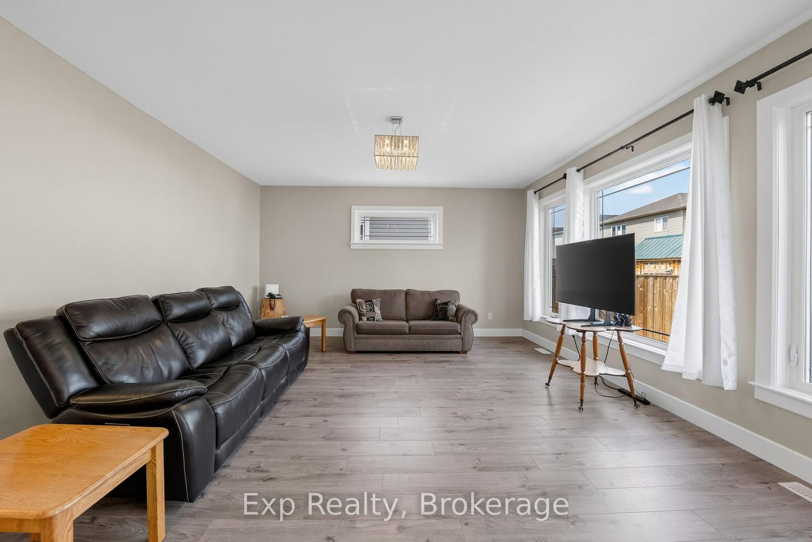 129 Brennan Crescent • Bissett Creek, ON photo 13