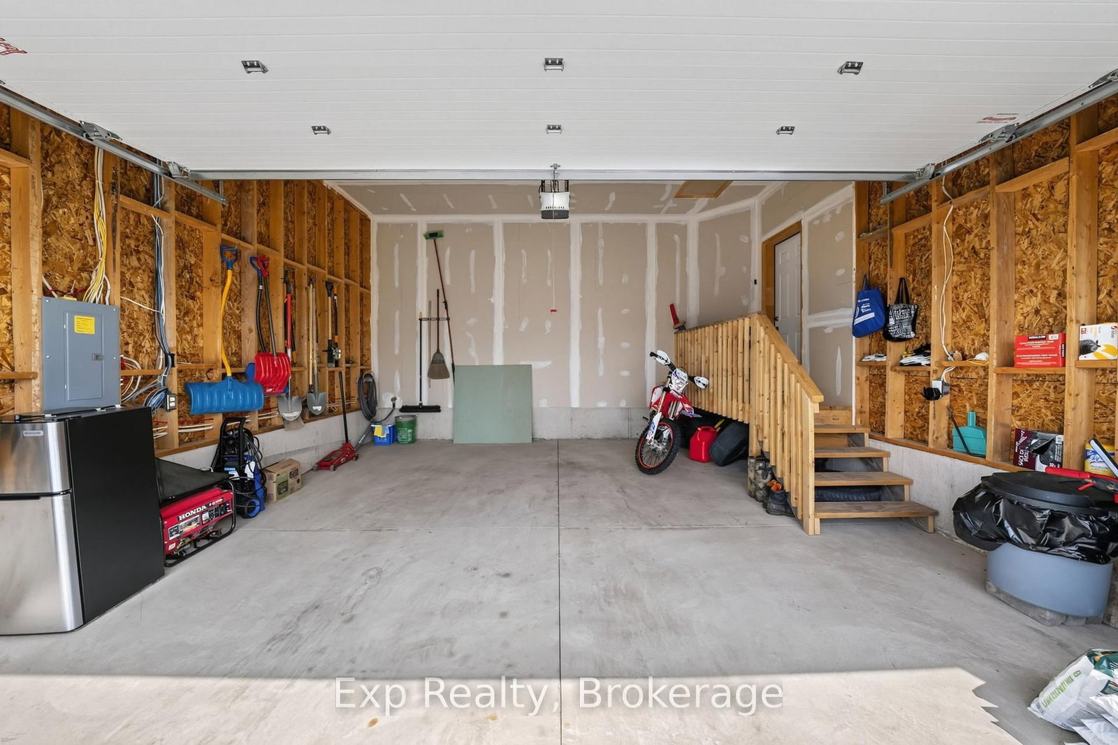 129 Brennan Crescent • Bissett Creek, ON photo 24