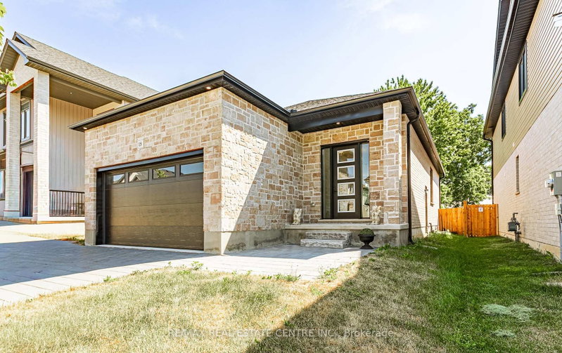 18 - 7966 Fallon Drive
