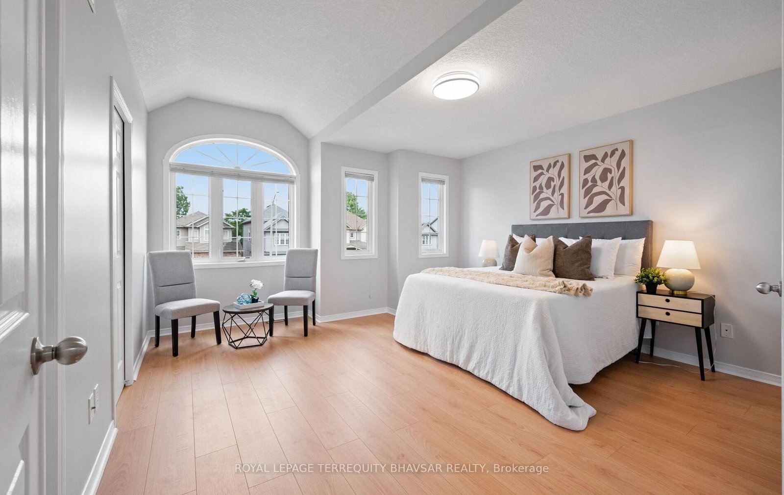 111 Parkvale Drive • Kitchener, ON photo 27