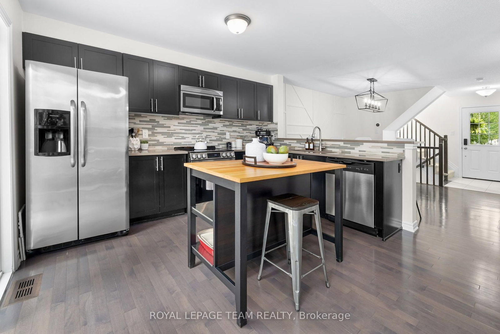 777 Maloja Way • Ottawa, ON photo 13
