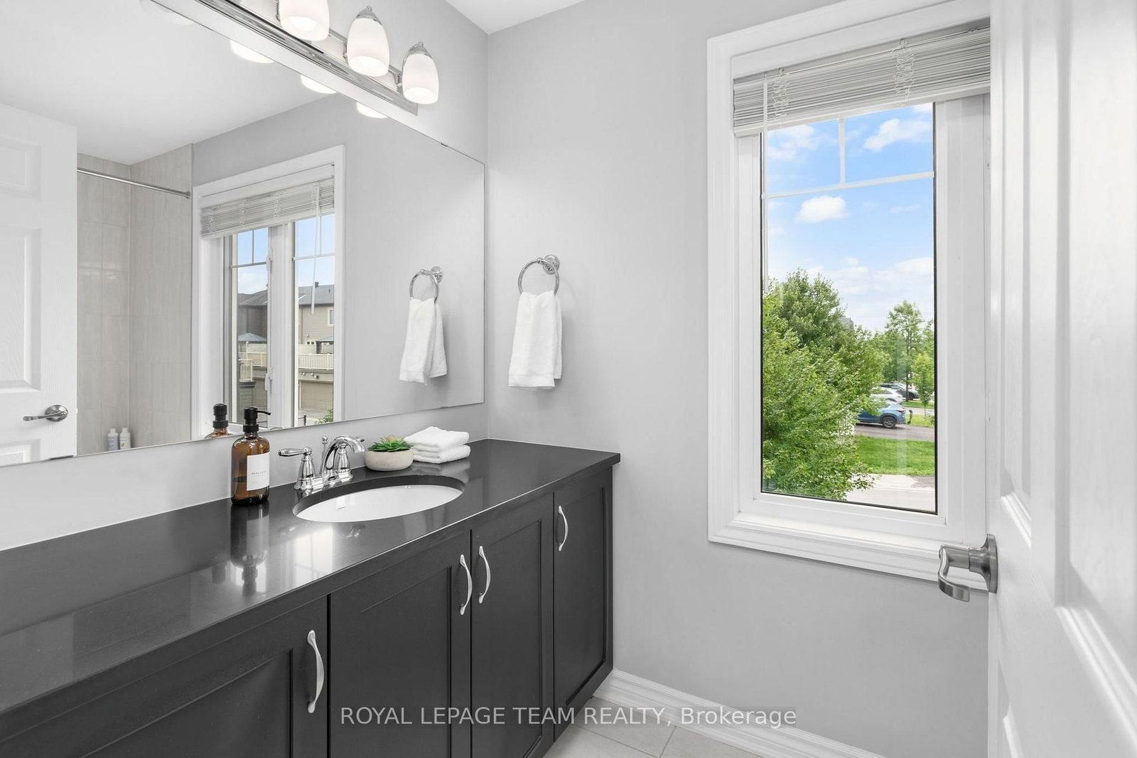 777 Maloja Way • Ottawa, ON photo 37